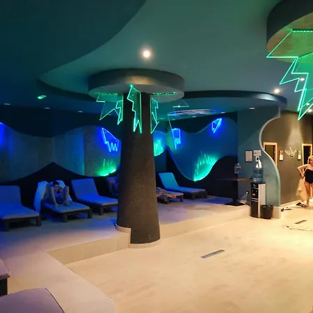 Διαμέρισμα Castello Kraljevi Cardaci Komplex Κοπαόνικ