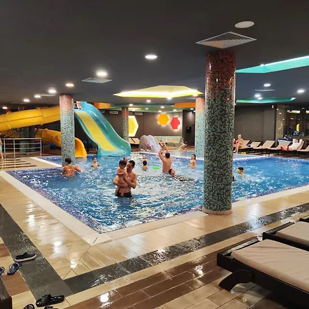 Castello Kraljevi Cardaci Komplex *