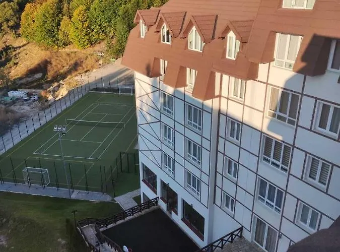 Castello Kraljevi Cardaci Komplex * كوباونيك