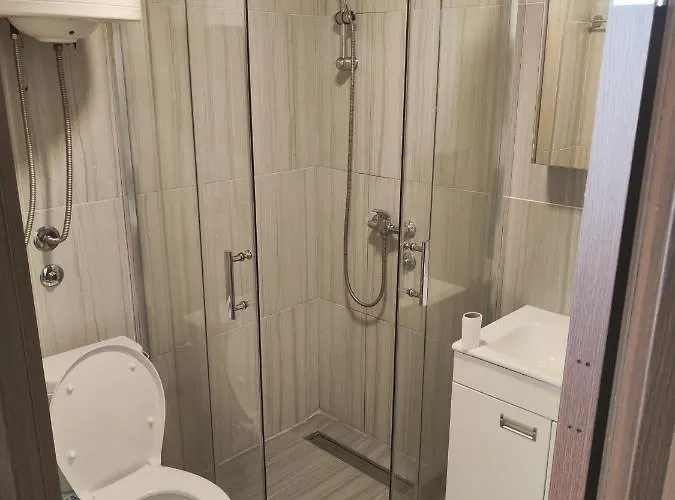 شقة Castello Kraljevi Cardaci Komplex *