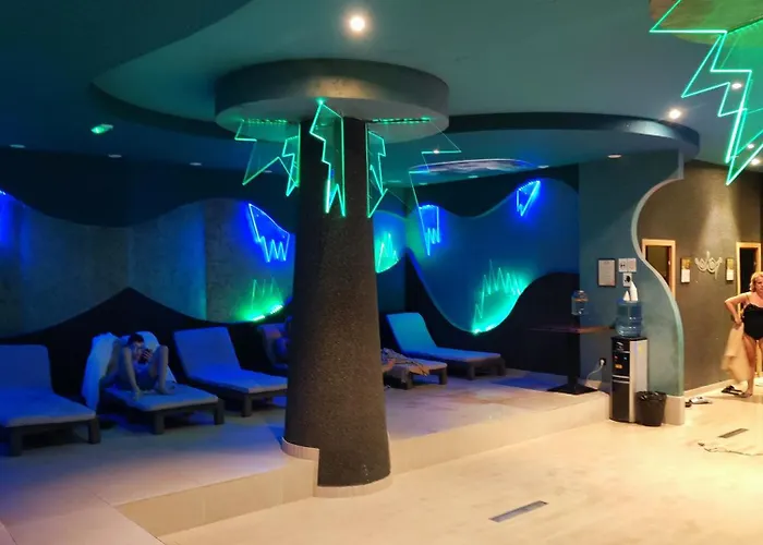 شقة Castello Kraljevi Cardaci Komplex كوباونيك