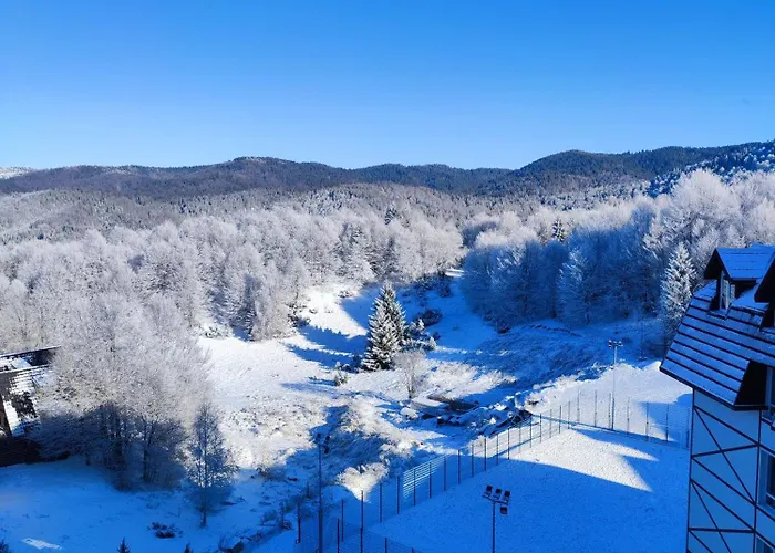 Castello Kraljevi Cardaci Komplex كوباونيك