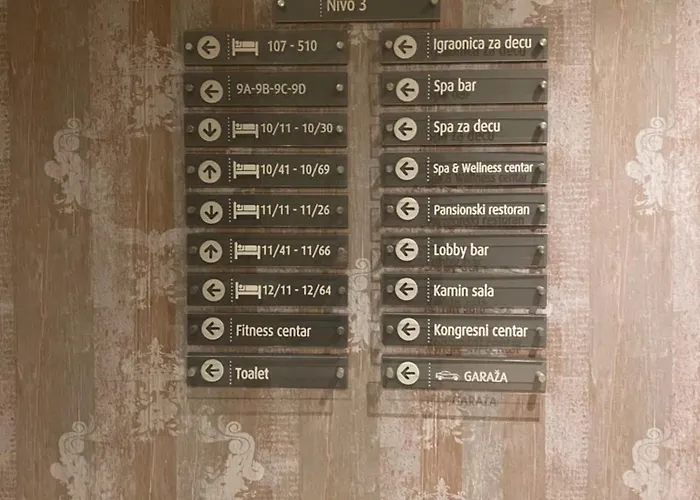 شقة Castello Kraljevi Cardaci Komplex *