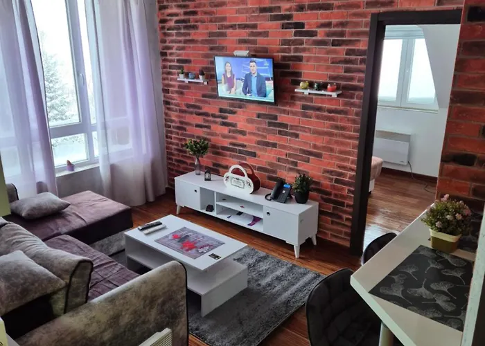 Castello Kraljevi Cardaci Komplex * كوباونيك